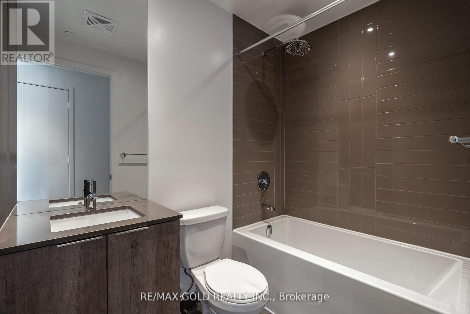 3401 - 448 Burnhamthorpe Road W, Mississauga, Ontario  L5B 4M6 - Photo 19 - W12945222