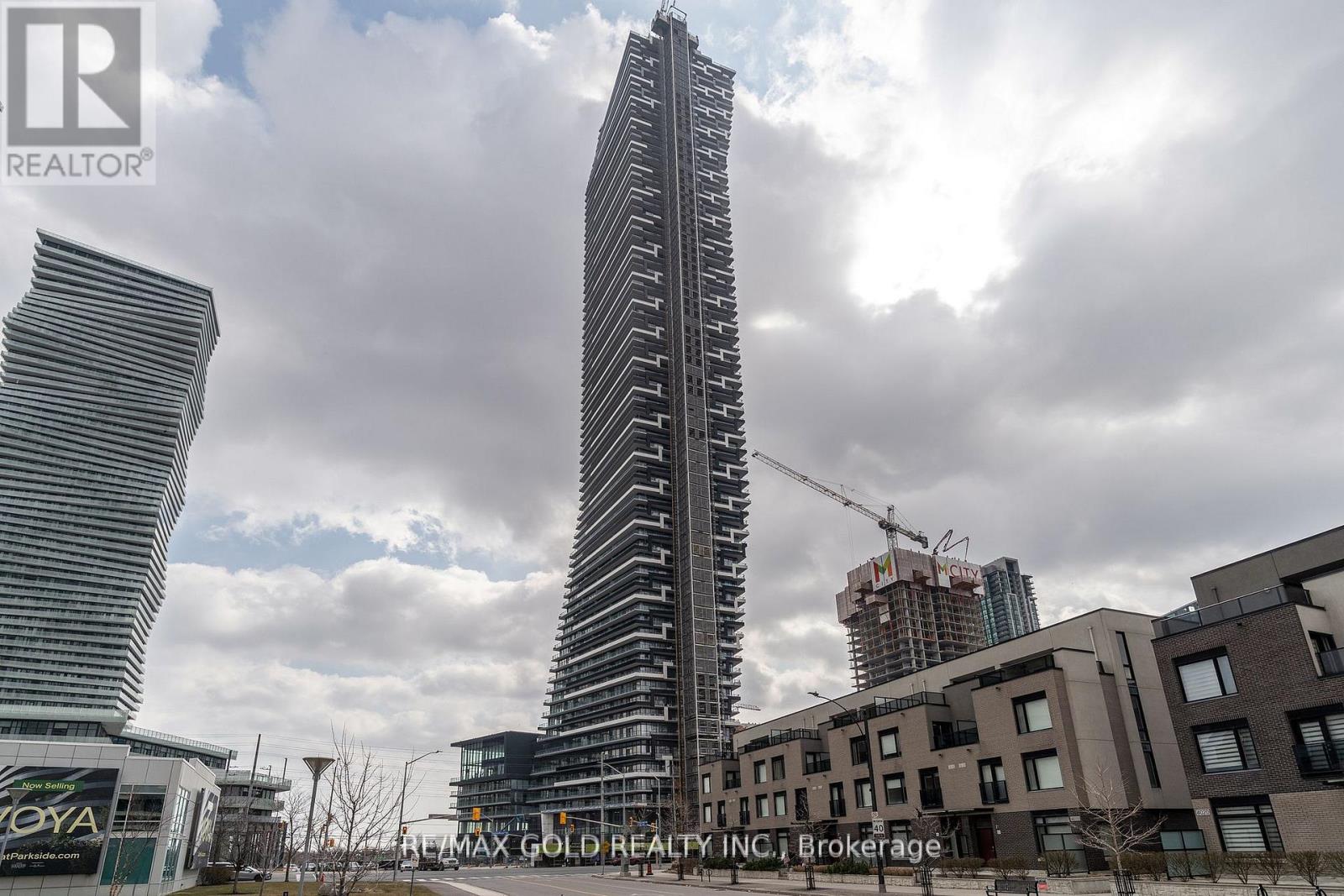 3401 - 448 Burnhamthorpe Road W, Mississauga, Ontario  L5B 4M6 - Photo 2 - W12945222