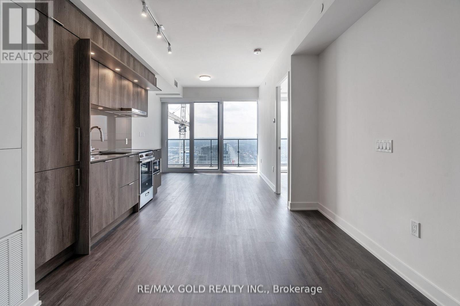 3401 - 448 Burnhamthorpe Road W, Mississauga, Ontario  L5B 4M6 - Photo 4 - W12945222