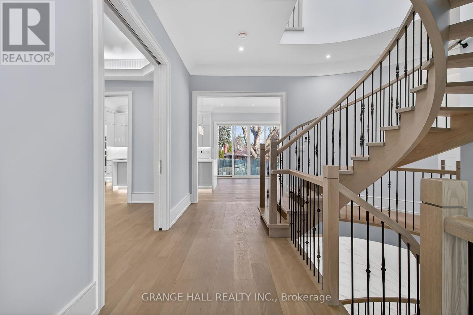 16 Barker Avenue, Toronto, Ontario  M9V 1E5 - Photo 13 - W12945226