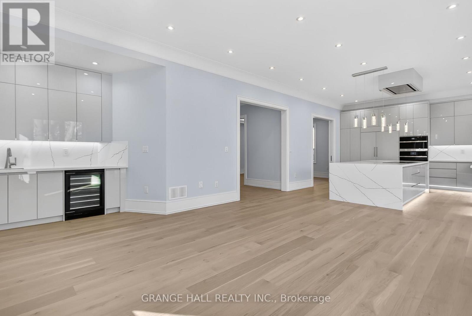 16 Barker Avenue, Toronto, Ontario  M9V 1E5 - Photo 20 - W12945226