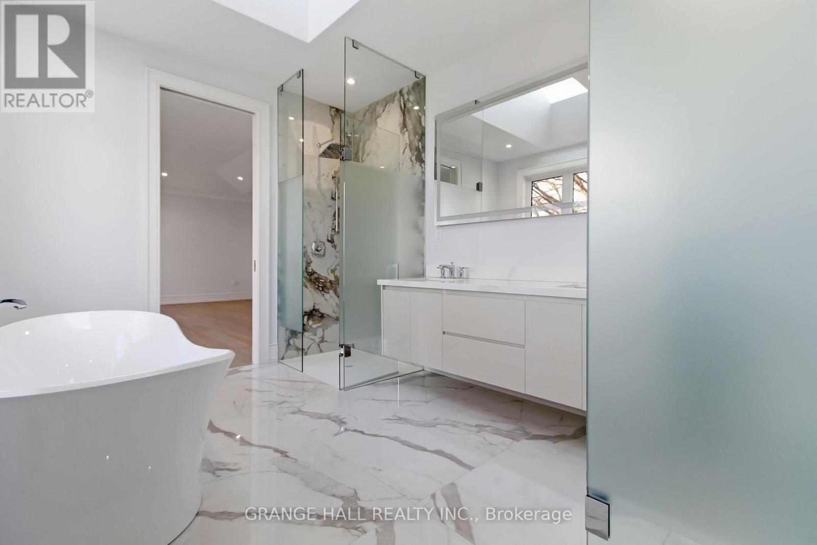 16 Barker Avenue, Toronto, Ontario  M9V 1E5 - Photo 31 - W12945226