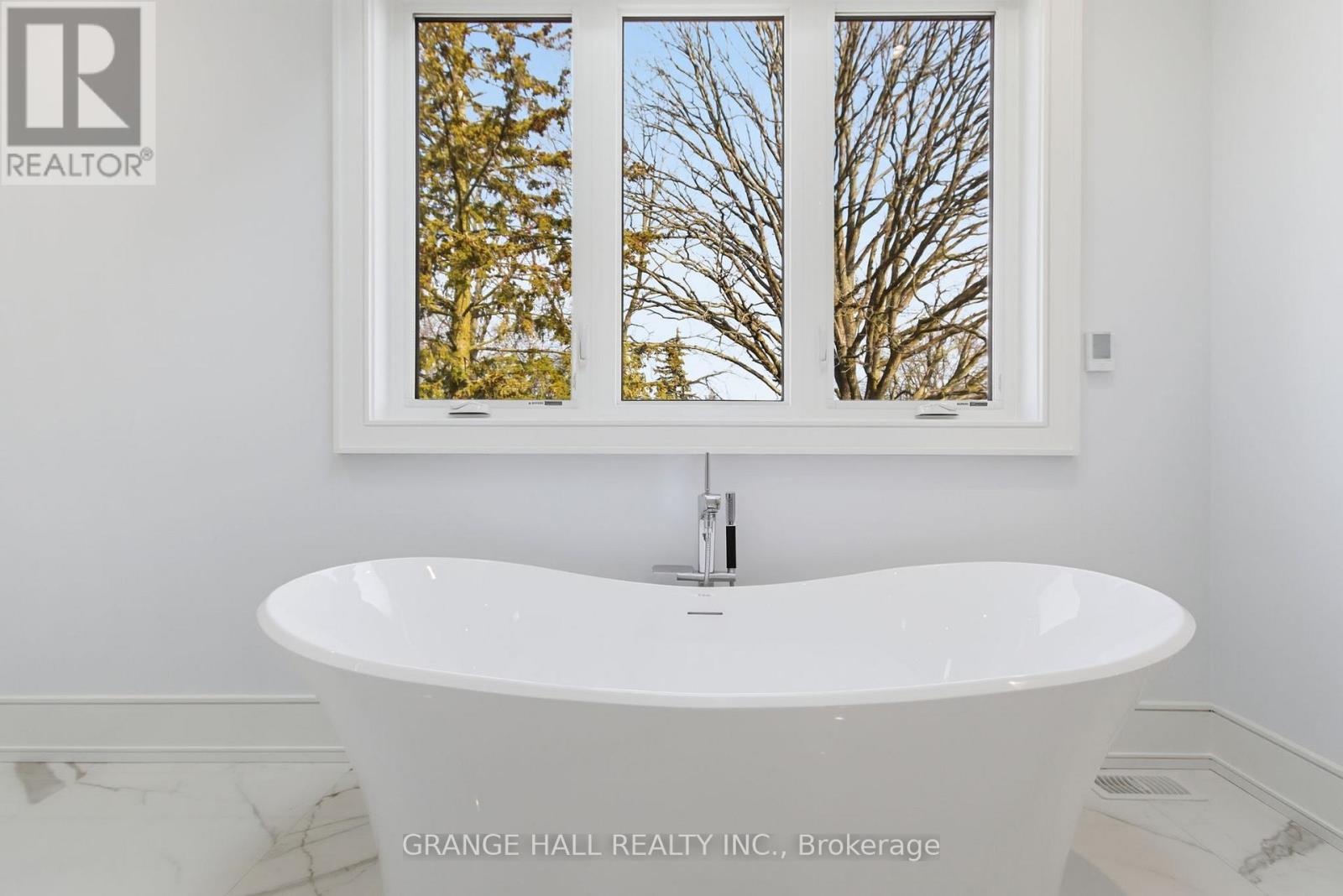 16 Barker Avenue, Toronto, Ontario  M9V 1E5 - Photo 33 - W12945226