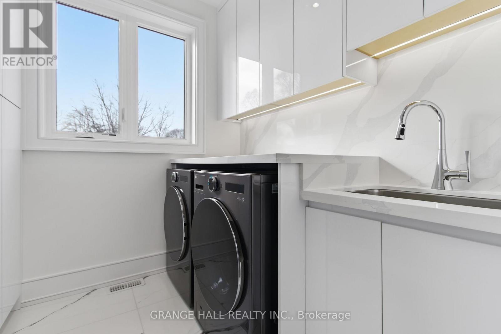 16 Barker Avenue, Toronto, Ontario  M9V 1E5 - Photo 36 - W12945226