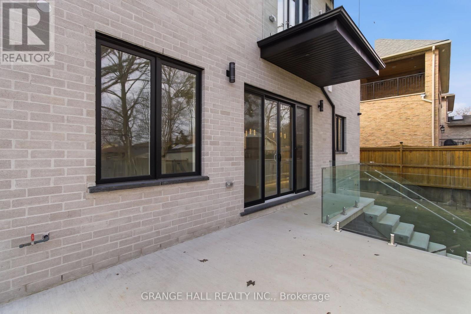 16 Barker Avenue, Toronto, Ontario  M9V 1E5 - Photo 43 - W12945226