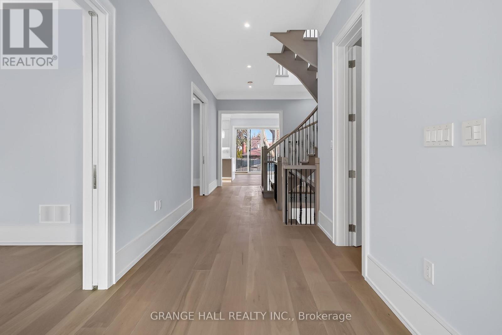 16 Barker Avenue, Toronto, Ontario  M9V 1E5 - Photo 9 - W12945226