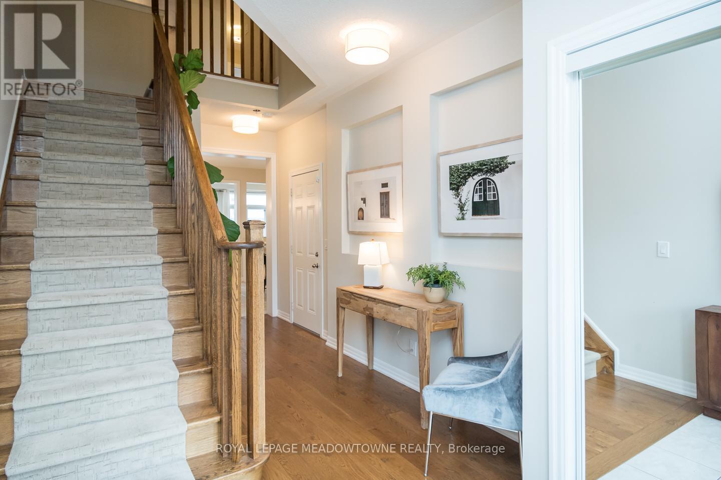 120 Aird Court, Milton, Ontario  L9T 8B6 - Photo 19 - W12945248