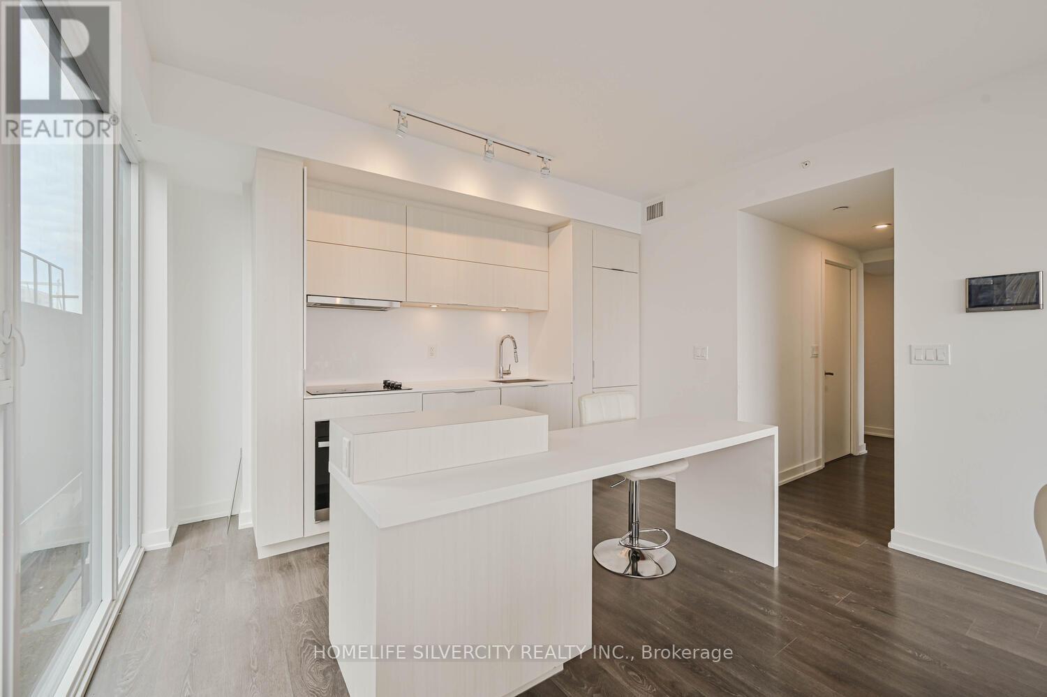 507 - 370 Martha Street, Burlington, Ontario  L6R 0G9 - Photo 14 - W12945290