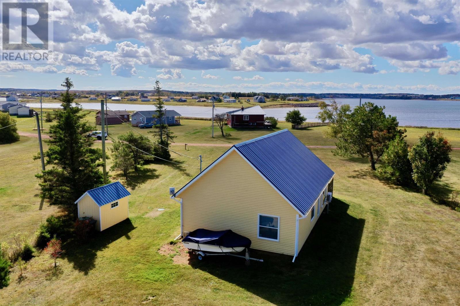 433 Hebrides Lane, New London, Prince Edward Island  C0B 1M0 - Photo 3 - 202606002