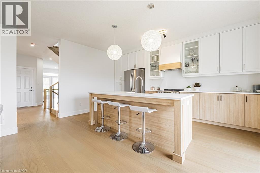 546 Benninger Drive, Kitchener, Ontario  N2E 0E9 - Photo 6 - 40814412