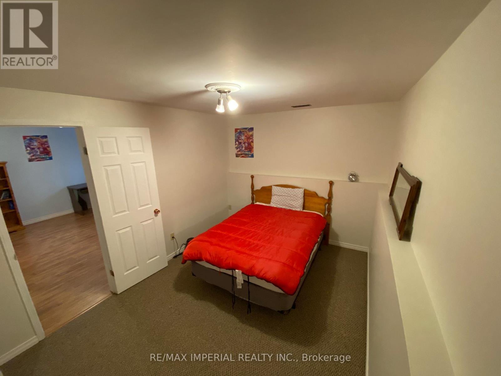 Unit 2 - 18 Helen Street, Kawartha Lakes, Ontario  K0M 1A0 - Photo 4 - X12944892