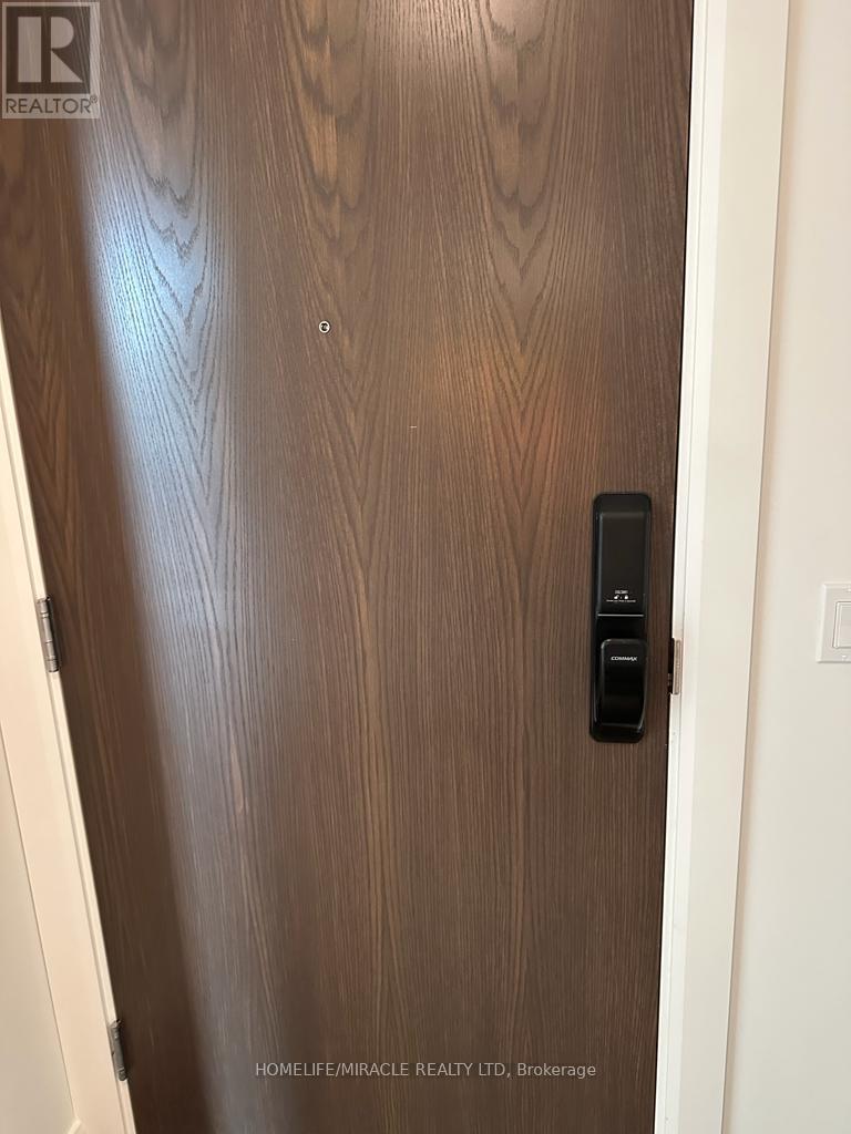 308 - 741 King Street W, Kitchener, Ontario  N2G 1E3 - Photo 3 - X12944938