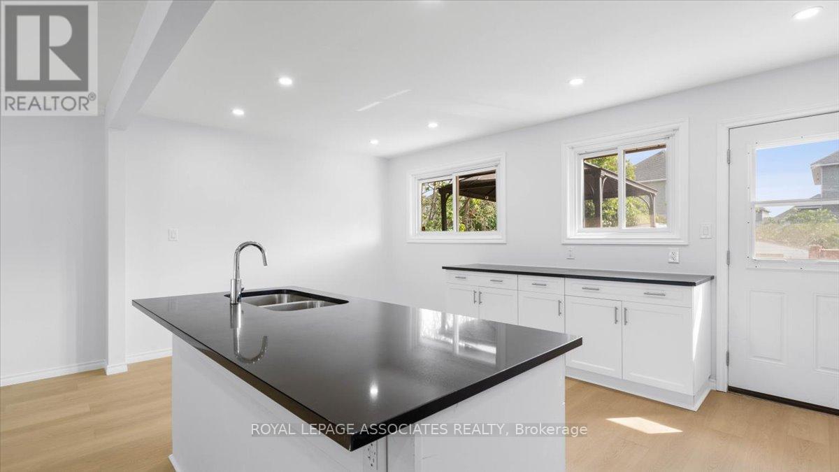 27 Janlyn Crescent, Belleville, Ontario  K8N 1L1 - Photo 19 - X12944942