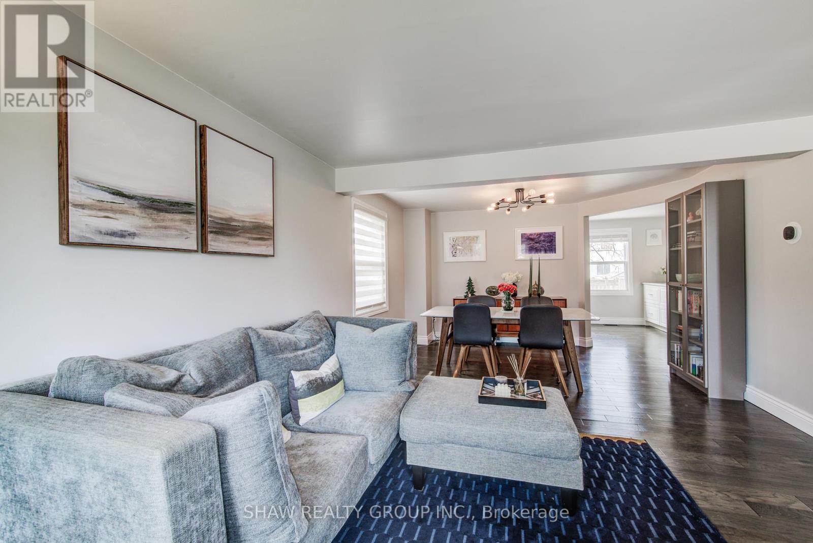 110 Imperial Drive, Guelph, Ontario  N1H 7Z5 - Photo 2 - X12945026