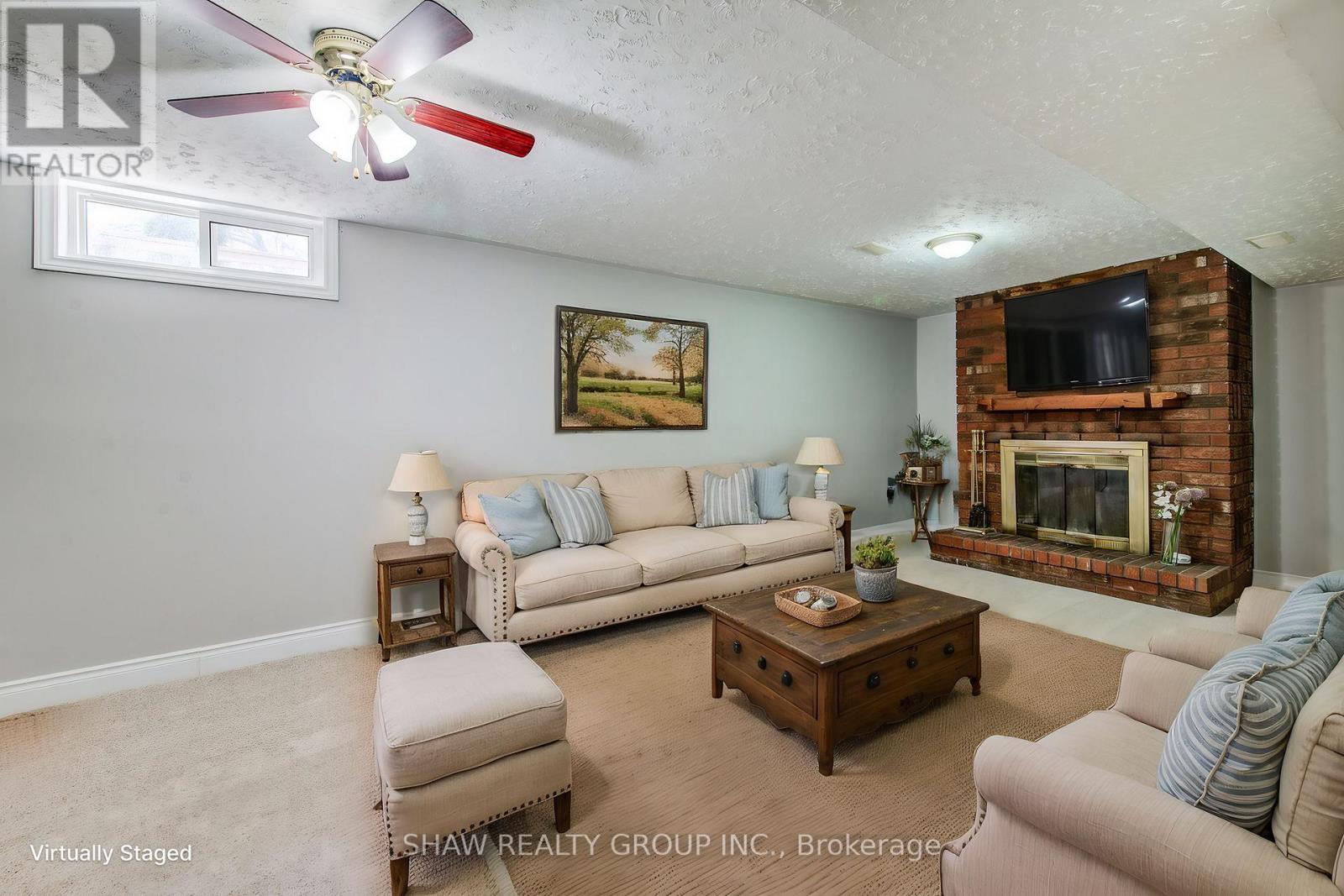 110 Imperial Drive, Guelph, Ontario  N1H 7Z5 - Photo 4 - X12945026