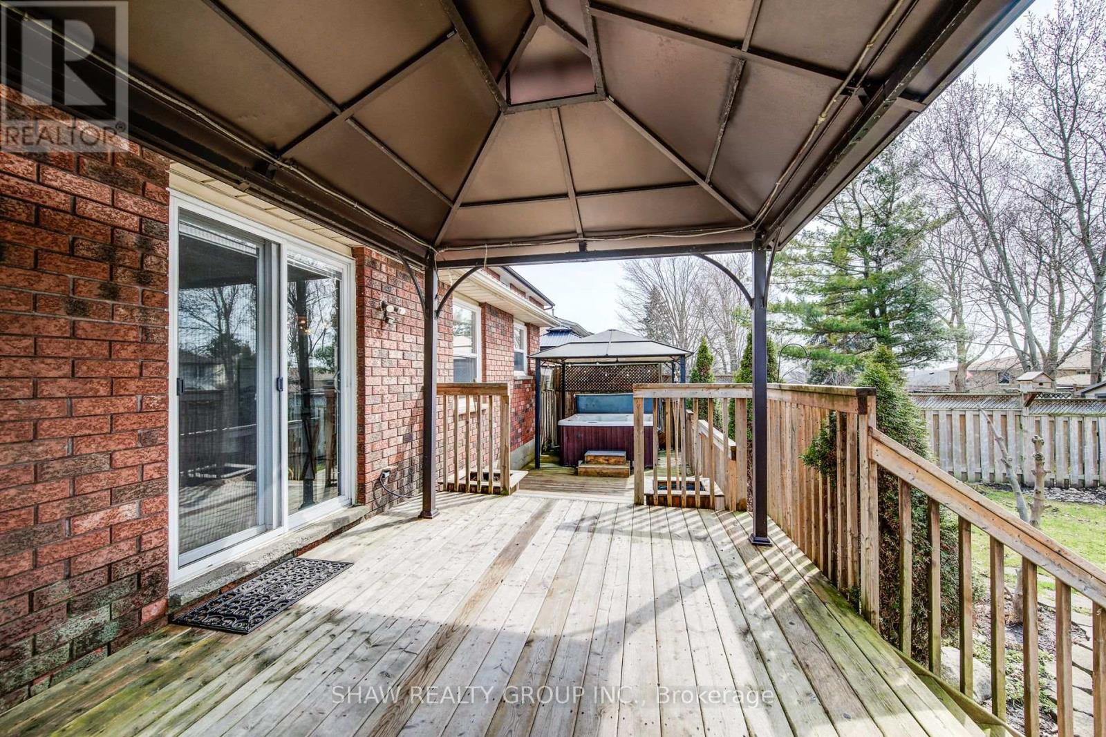 110 Imperial Drive, Guelph, Ontario  N1H 7Z5 - Photo 41 - X12945026