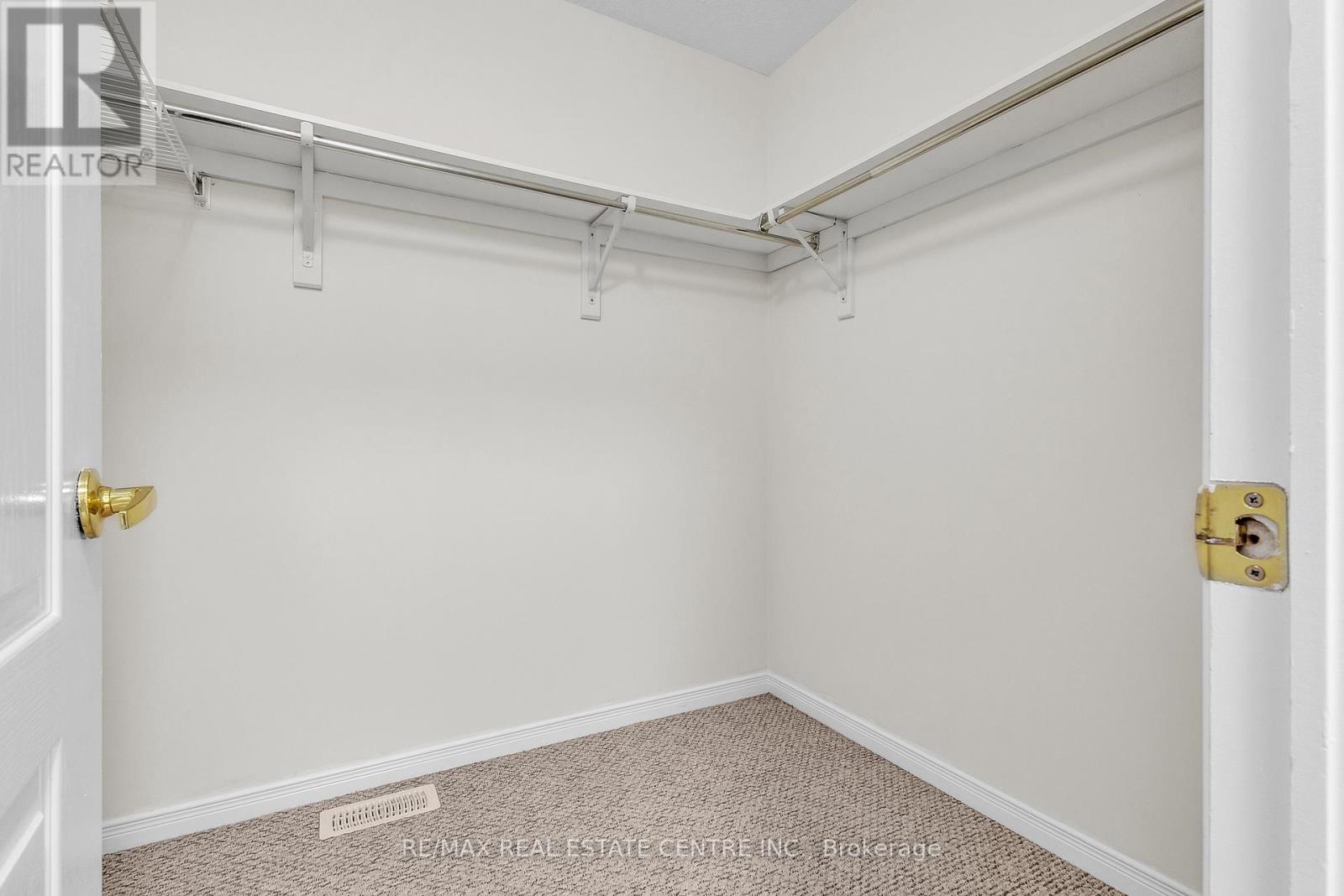 86 Glendarling Crescent, Hamilton, Ontario  L8E 0B1 - Photo 21 - X12945068