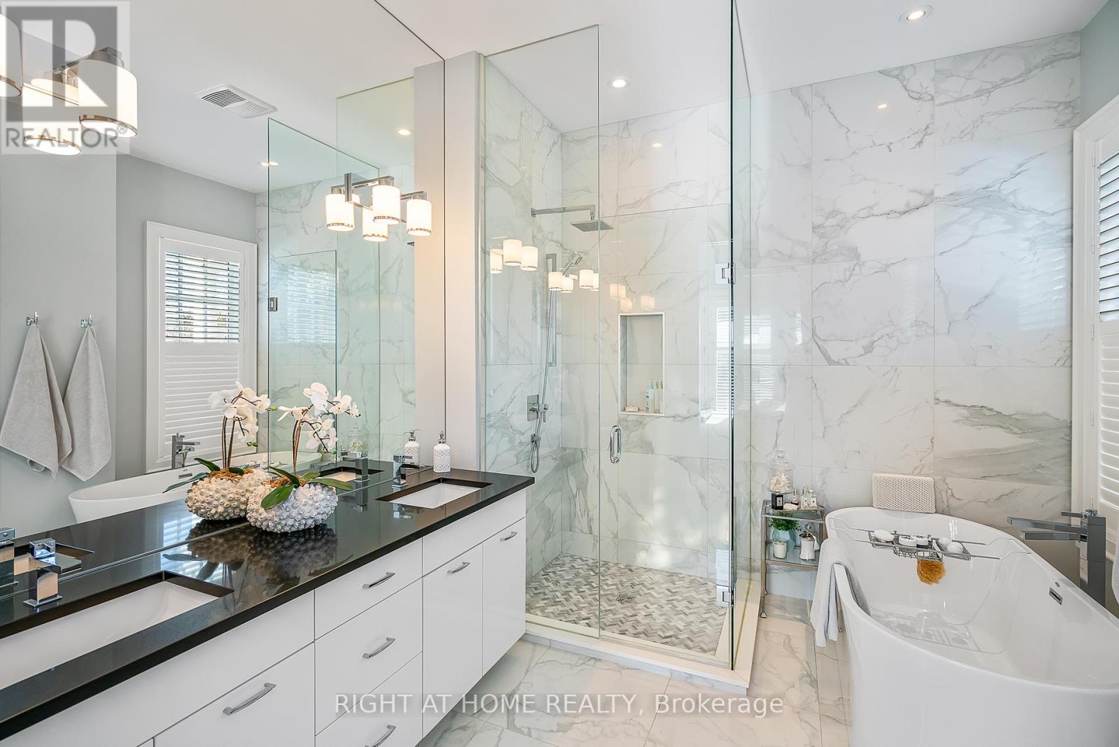 507 Mississagua Street, Niagara-On-The-Lake, Ontario  L0S 1J0 - Photo 25 - X12945070