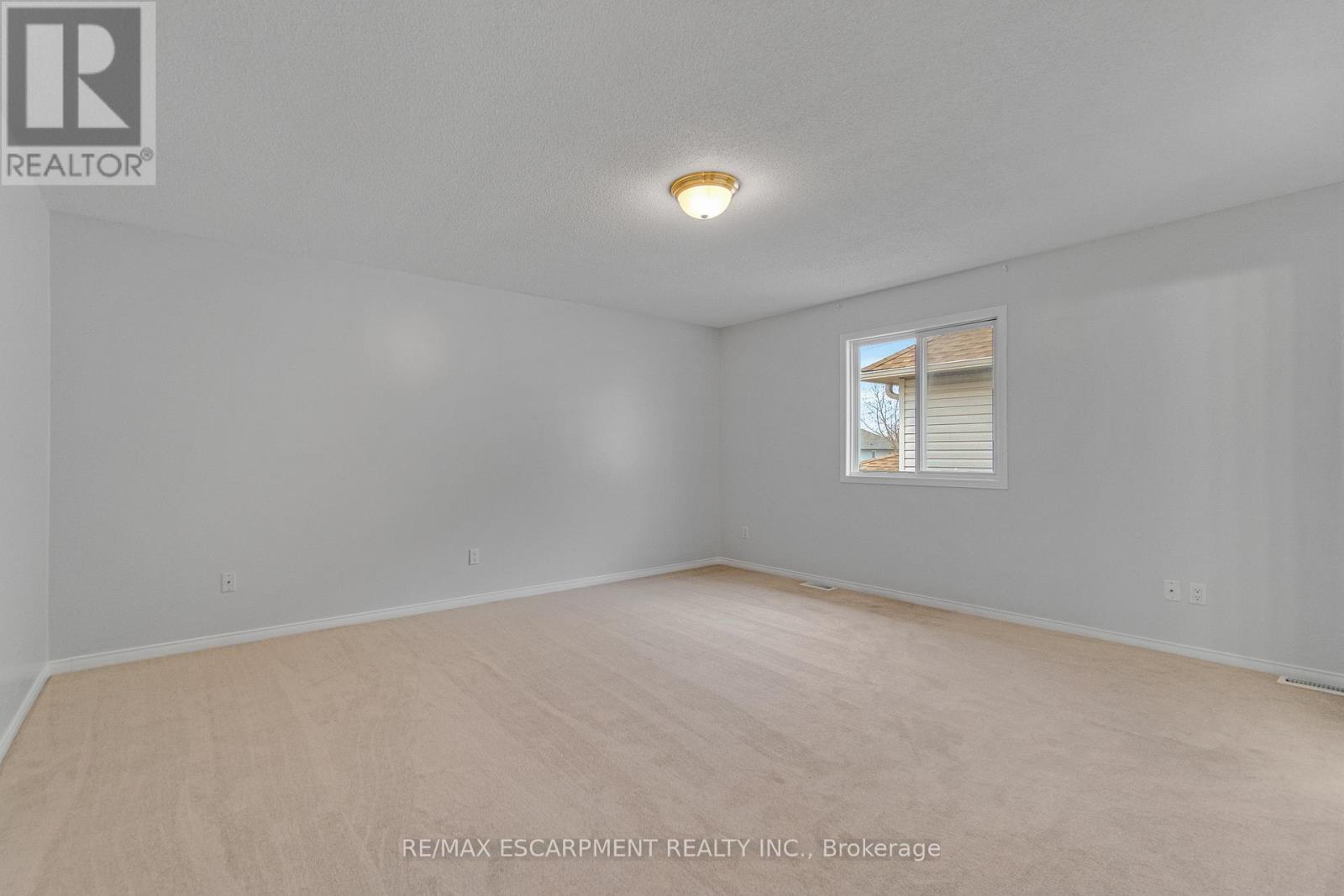 180 Fano Drive, Hamilton, Ontario  L8W 3X3 - Photo 32 - X12945094