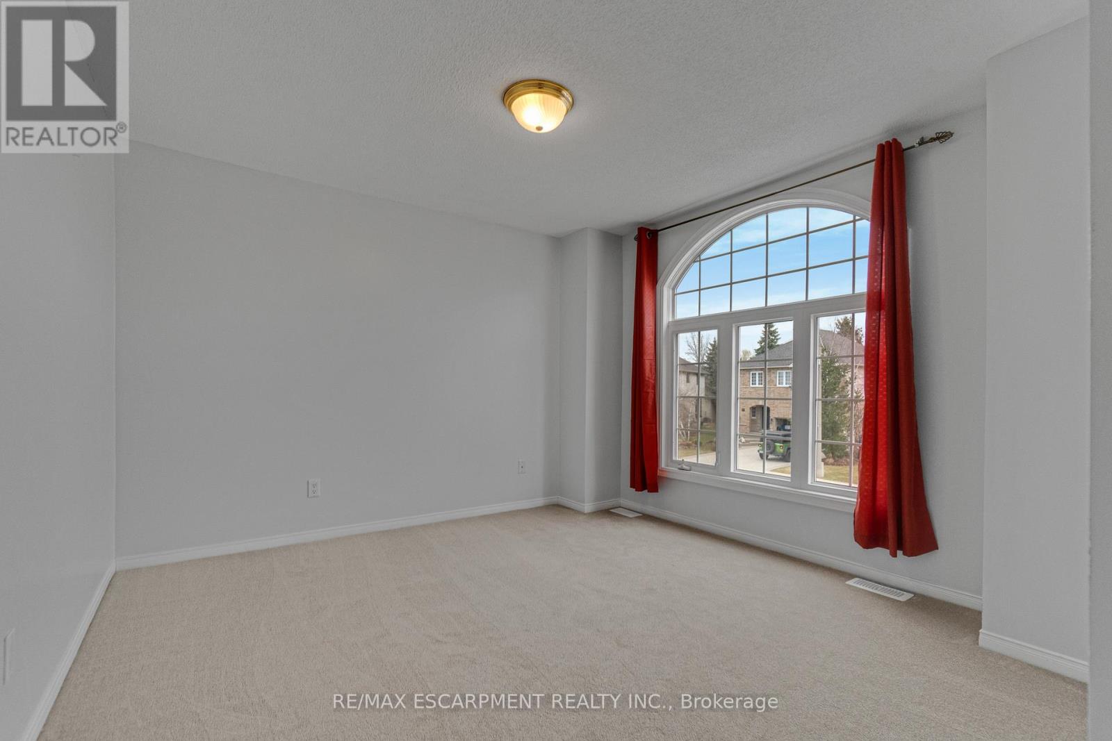 180 Fano Drive, Hamilton, Ontario  L8W 3X3 - Photo 39 - X12945094