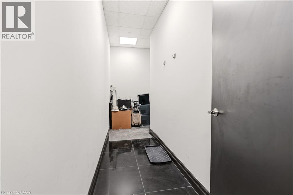 1940 Ironstone Drive Unit# 15, Burlington, Ontario  L7L 0E4 - Photo 21 - 40813482