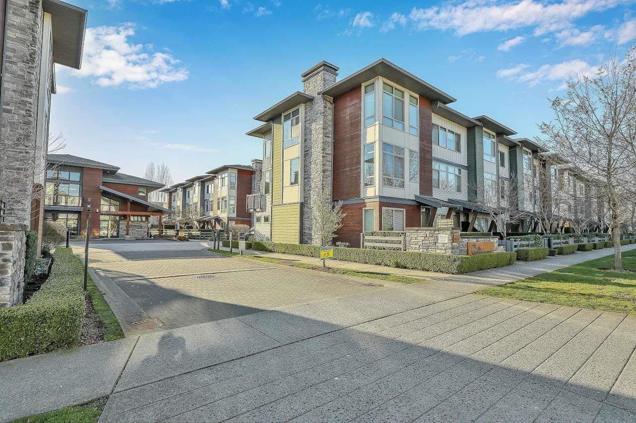 7 8473 163RD STREET, Surrey, British Columbia