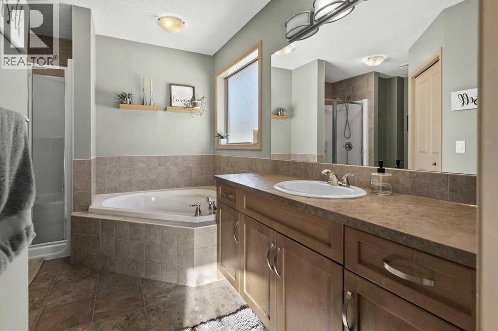 25 Tuscany Summit Terrace Nw, Calgary, Alberta  T3L 0B9 - Photo 25 - A2297909