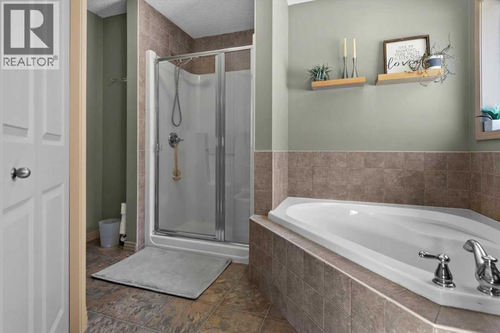 25 Tuscany Summit Terrace Nw, Calgary, Alberta  T3L 0B9 - Photo 26 - A2297909