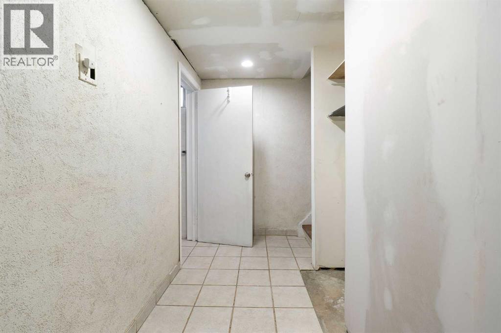 5128 Maryvale Drive Ne, Calgary, Alberta  T2A 2V6 - Photo 30 - A2298155