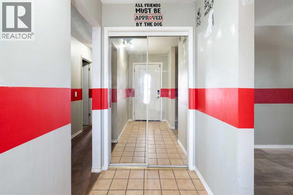 5128 Maryvale Drive Ne, Calgary, Alberta  T2A 2V6 - Photo 6 - A2298155