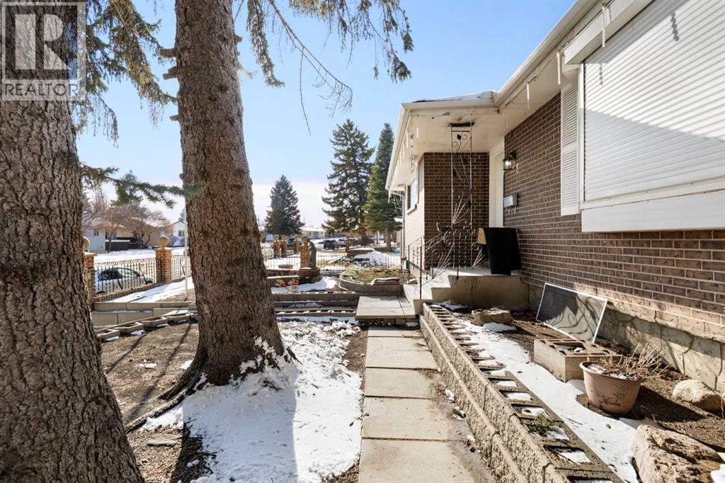 5128 Maryvale Drive Ne, Calgary, Alberta  T2A 2V6 - Photo 38 - A2298155