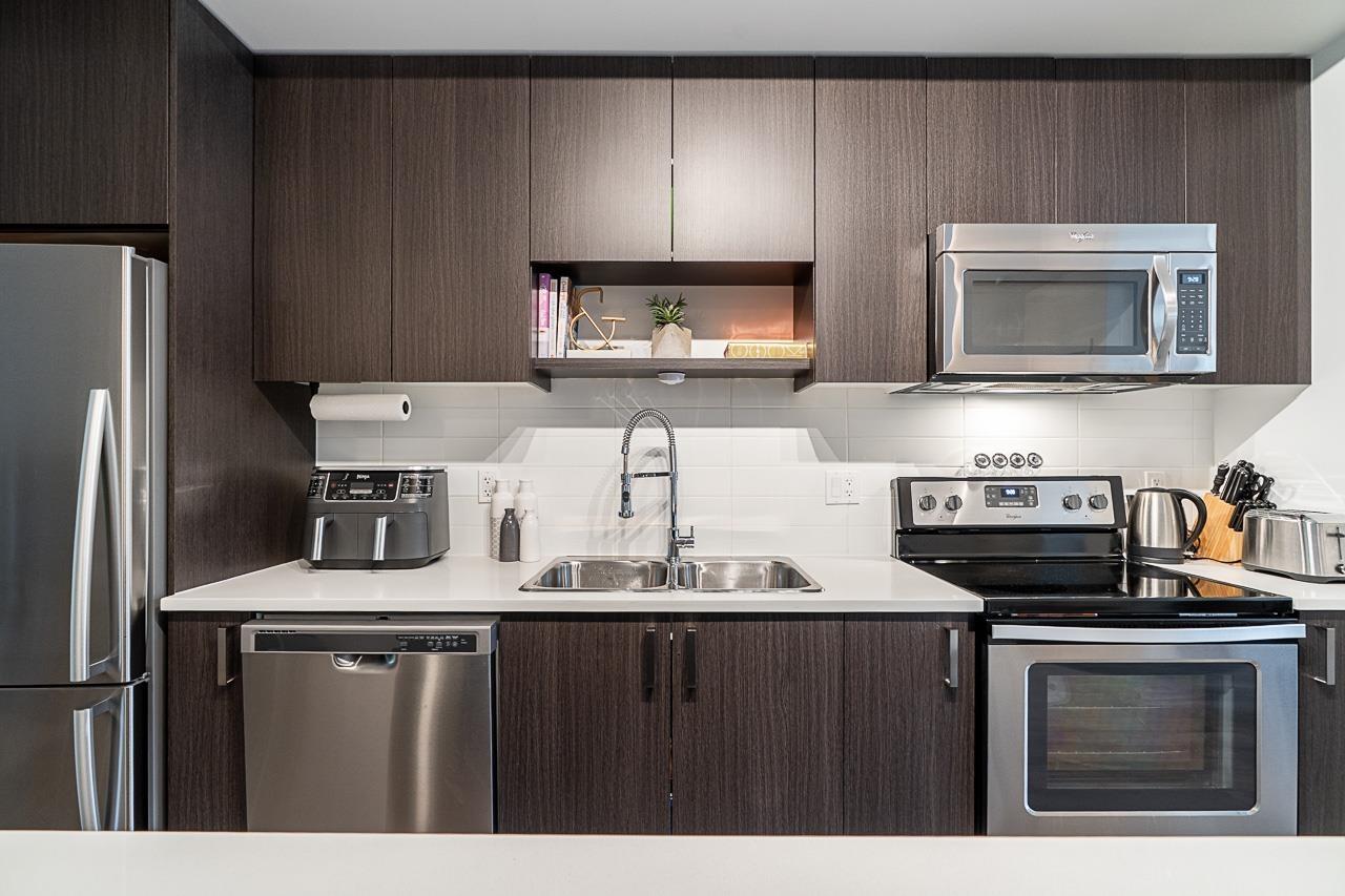 100 5340 Guildford Drive, Surrey, British Columbia  V3R 0C9 - Photo 11 - R3105220