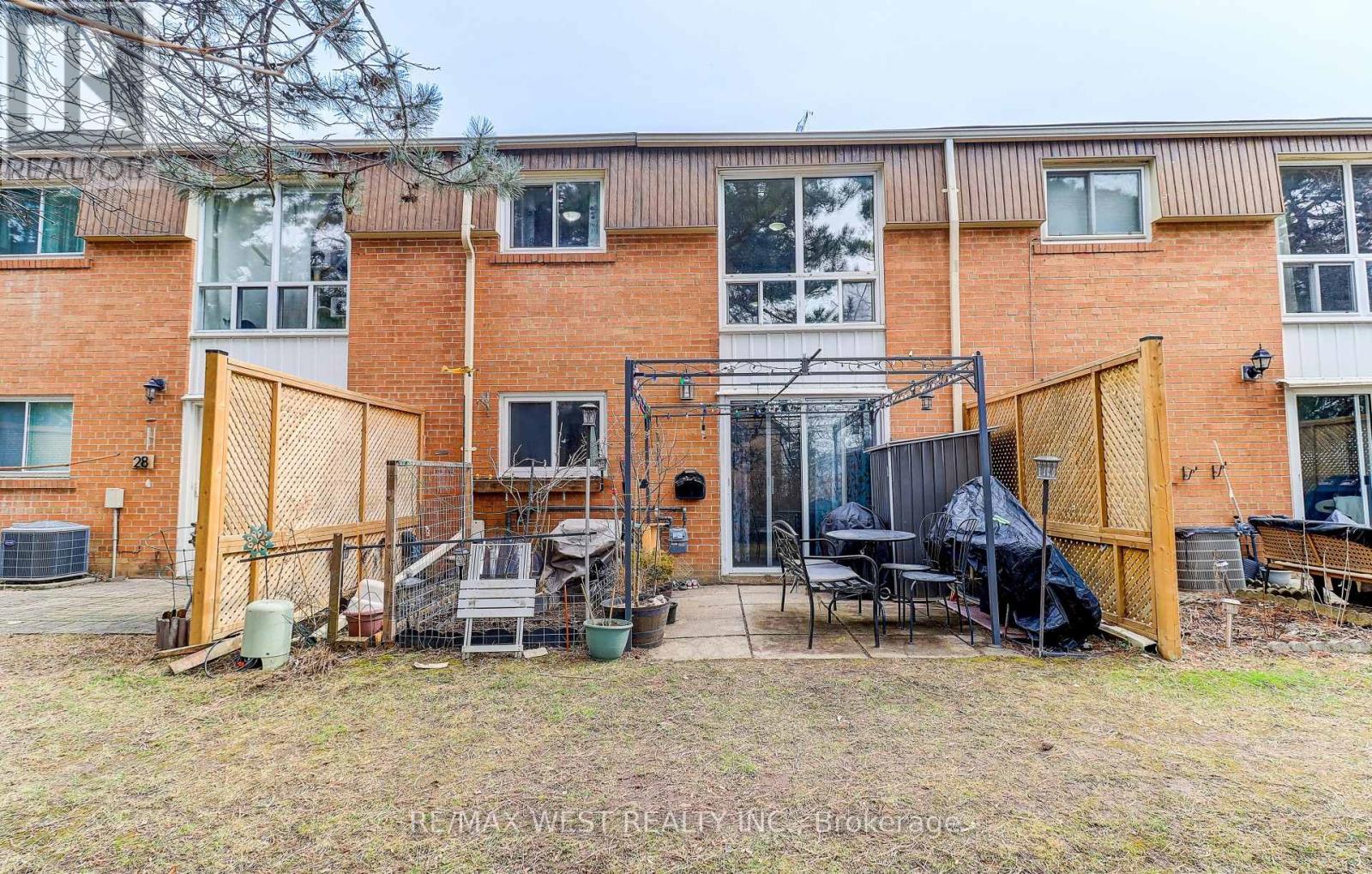 27 - 10 Leith Hill Road, Toronto, Ontario  M2J 1Z2 - Photo 20 - C12943548