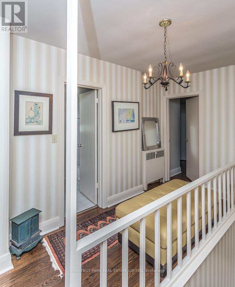 180 Strathgowan Avenue, Toronto, Ontario  M4N 1C3 - Photo 13 - C12944954