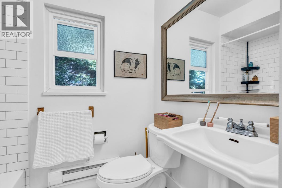 2575 W 3rd Avenue, Vancouver, British Columbia  V6K 1M2 - Photo 27 - R3105823