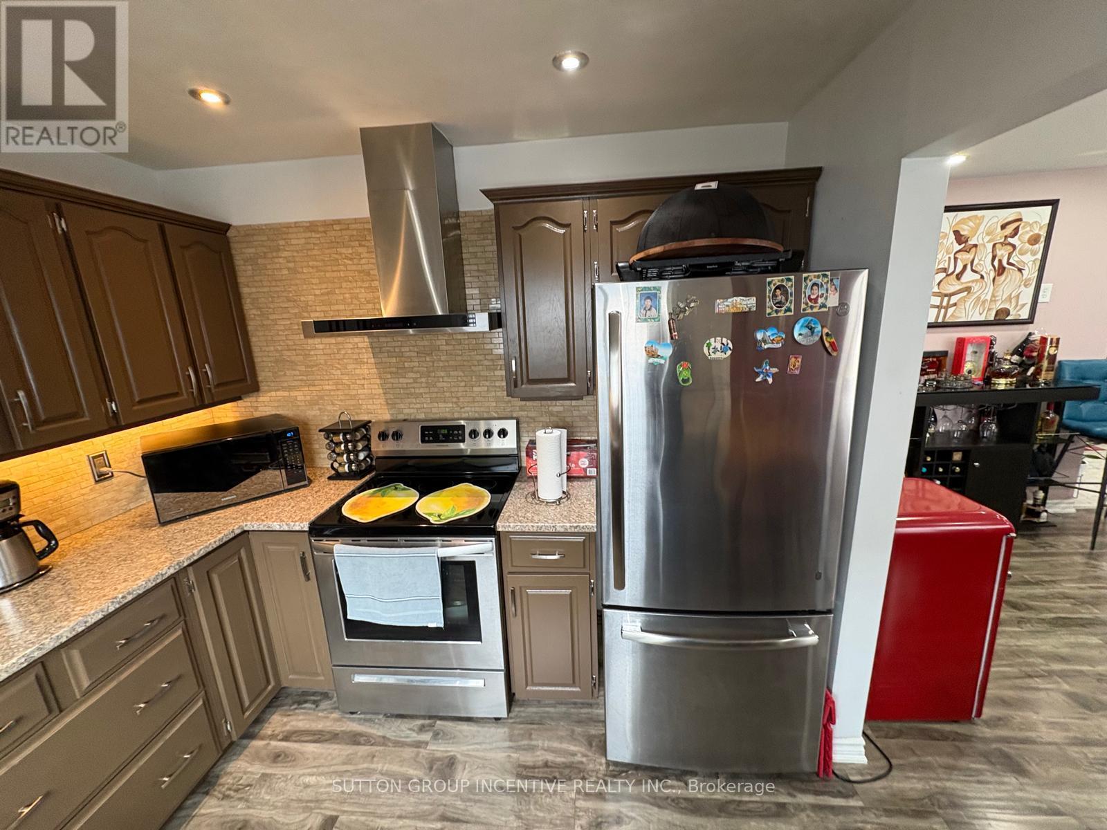 1672 St Johns Road, Innisfil, Ontario  L9S 1S7 - Photo 16 - N12939336