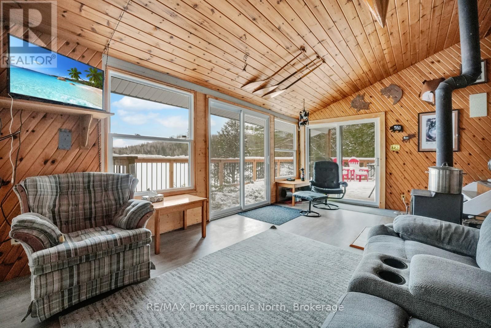 1027 Dow Trail, Dysart Et Al, Ontario  K0M 1S0 - Photo 12 - X12945382