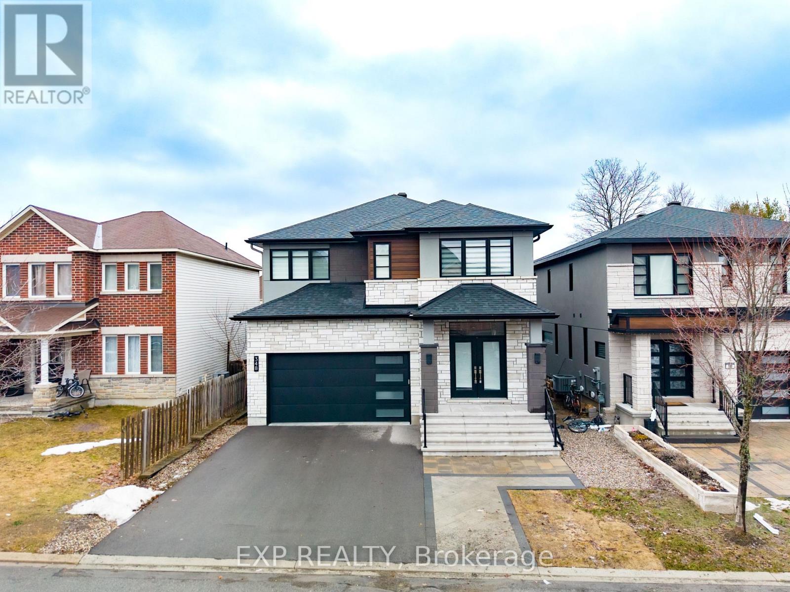 348 Abbeydale Circle, Ottawa, Ontario  K2K 0E9 - Photo 3 - X12937496