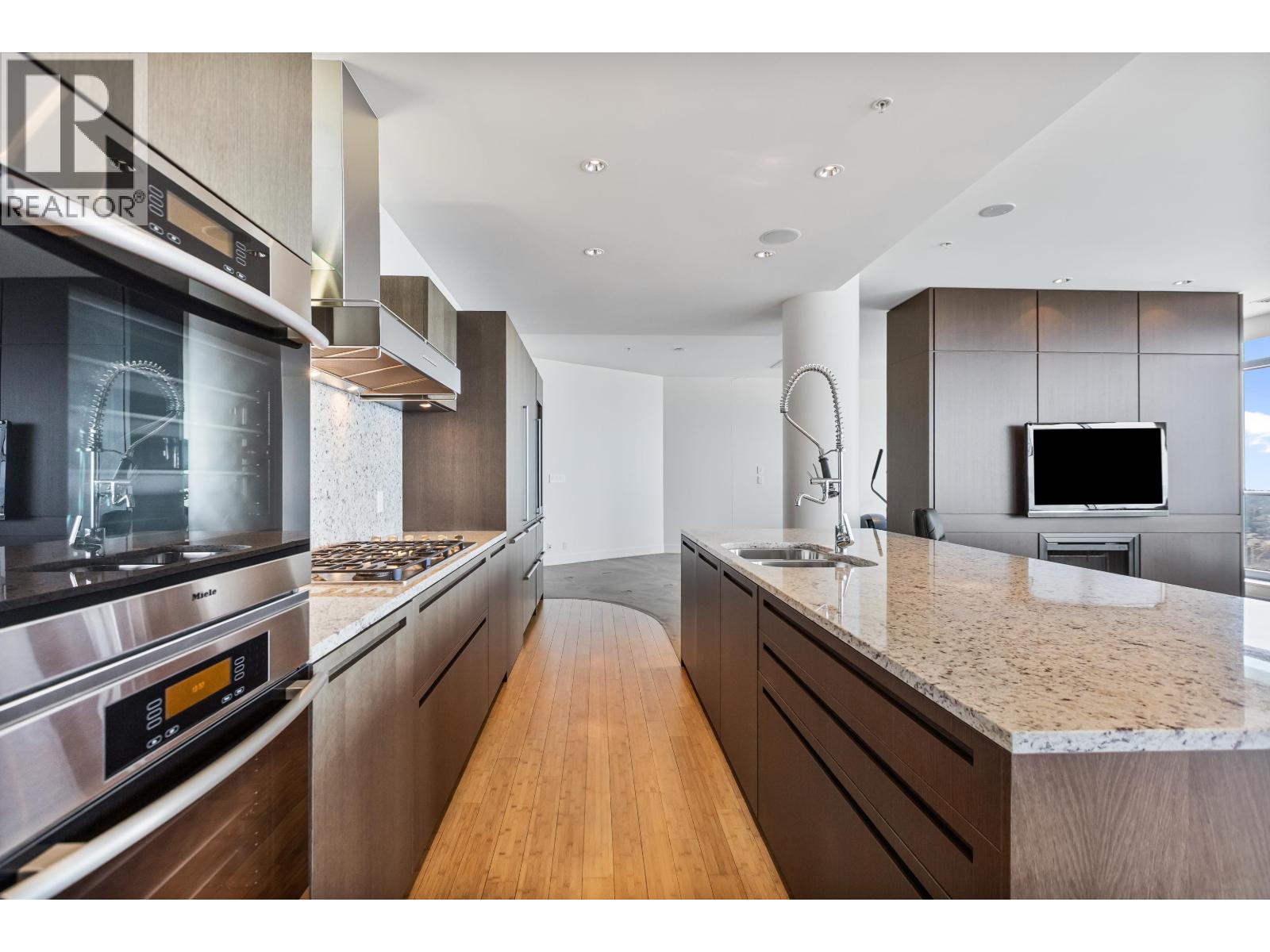 5501 1128 W Georgia Street, Vancouver, British Columbia  V6E 0A8 - Photo 9 - R3105819