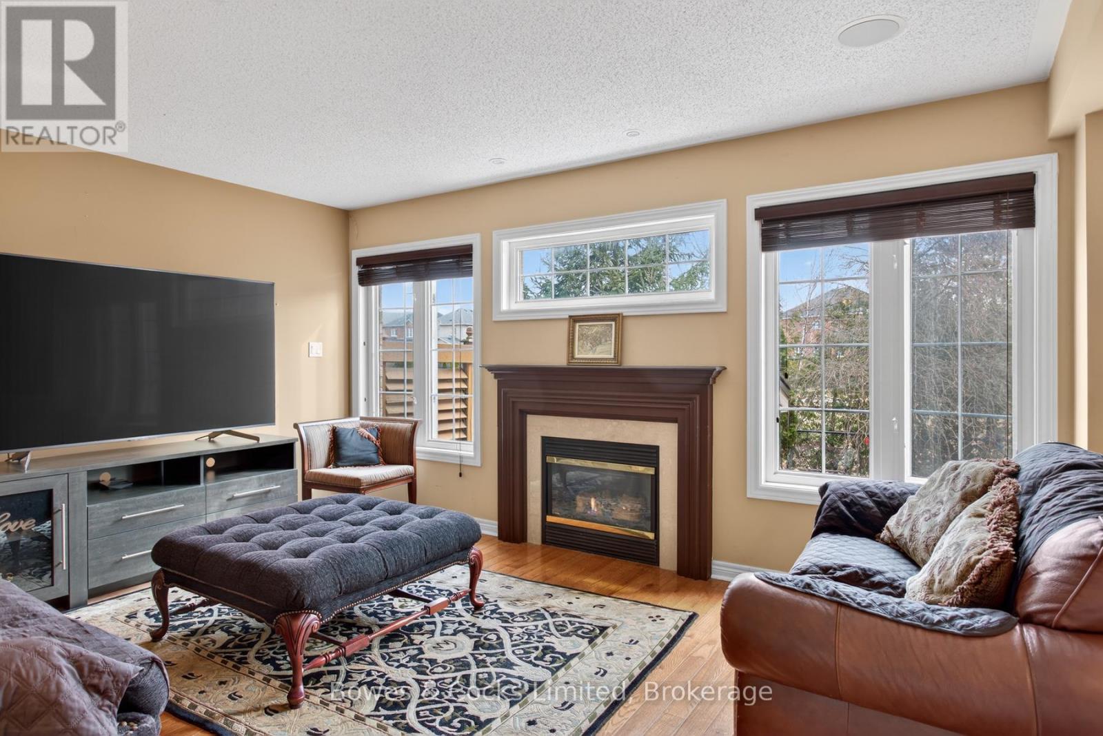 58 Carlinds Drive, Whitby, Ontario  L1R 3B8 - Photo 12 - E12945334