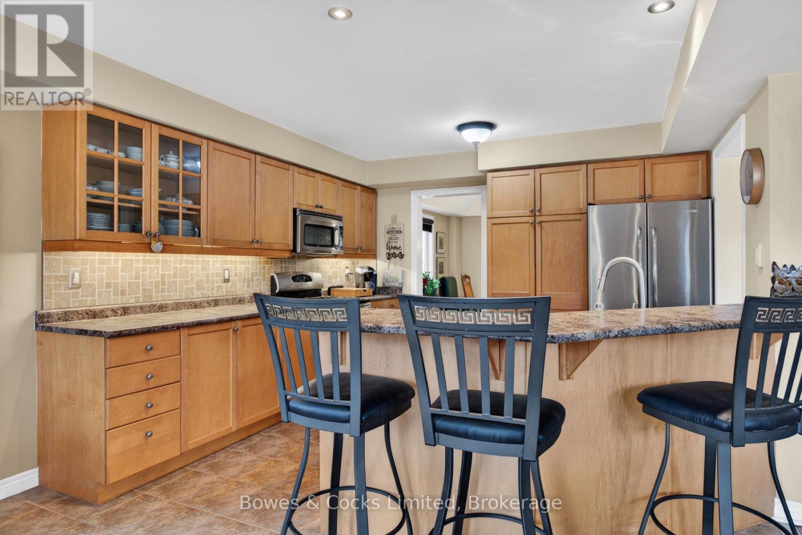 58 Carlinds Drive, Whitby, Ontario  L1R 3B8 - Photo 16 - E12945334