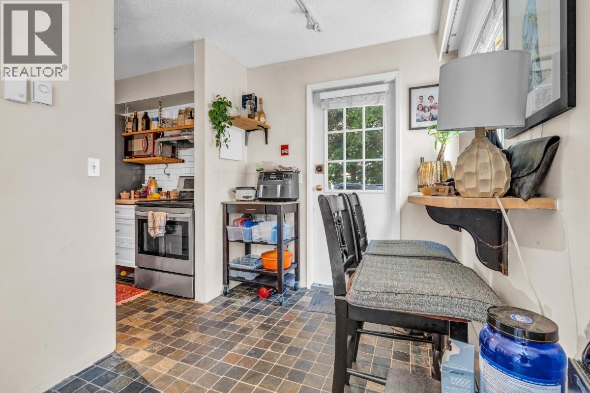 2575 W 3rd Avenue, Vancouver, British Columbia  V6K 1M2 - Photo 16 - R3105822