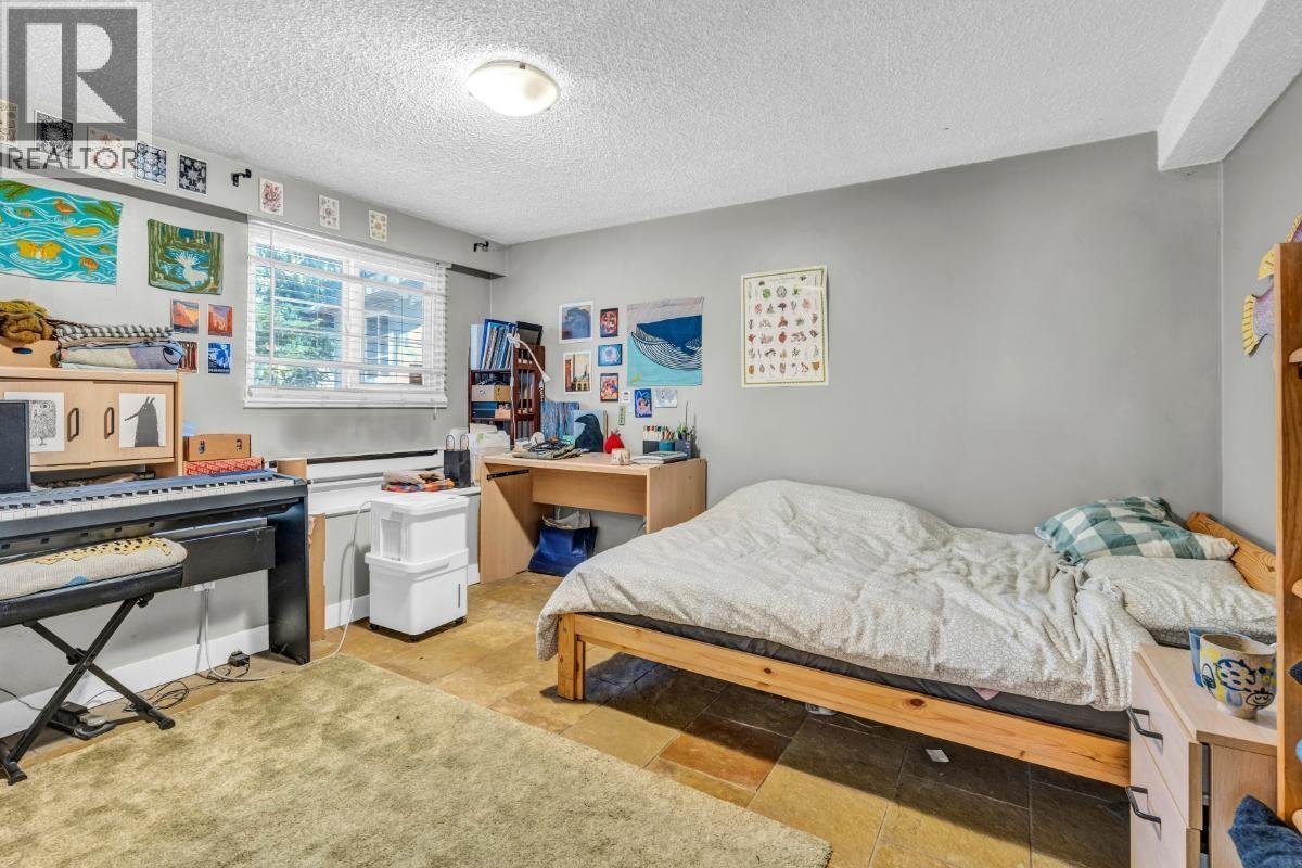 2575 W 3rd Avenue, Vancouver, British Columbia  V6K 1M2 - Photo 23 - R3105822