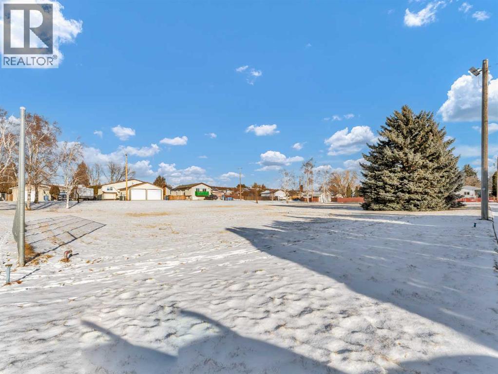 926 16 Street Ne, Medicine Hat, Alberta  T1A 5X5 - Photo 44 - A2286326