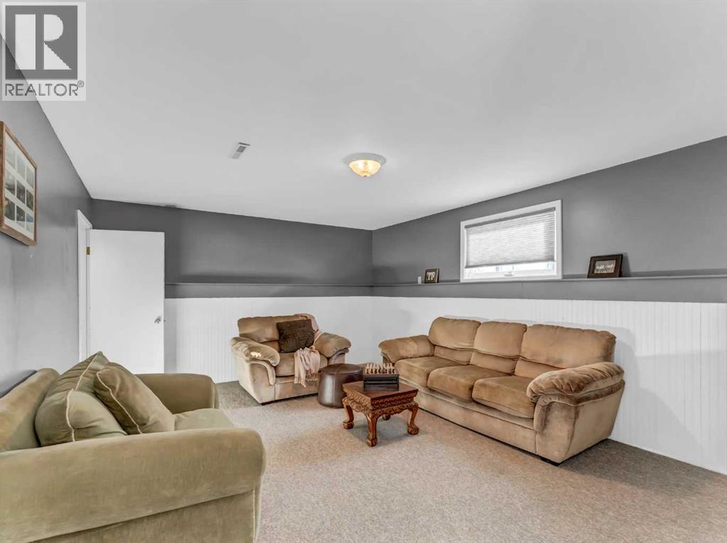 926 16 Street Ne, Medicine Hat, Alberta  T1A 5X5 - Photo 25 - A2286326