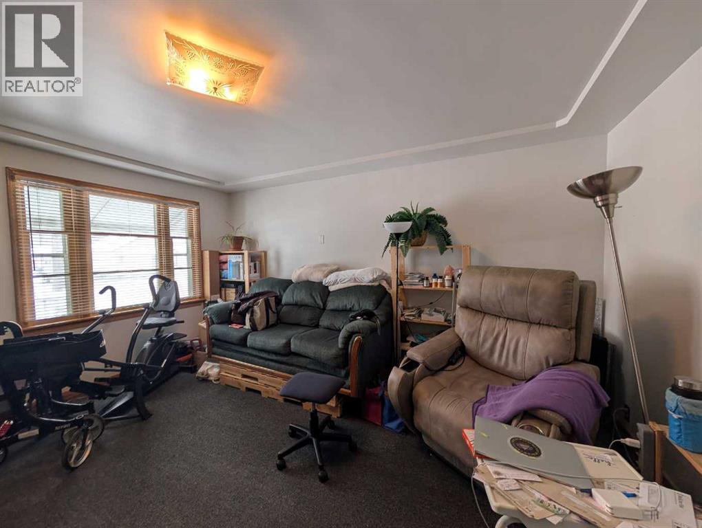 46 2 Street Nw, Medicine Hat, Alberta  T1A 6J1 - Photo 6 - A2291440