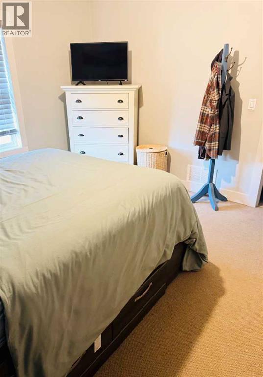 575 Rogers Avenue, Picture Butte, Alberta  T0K 1V0 - Photo 12 - A2295731