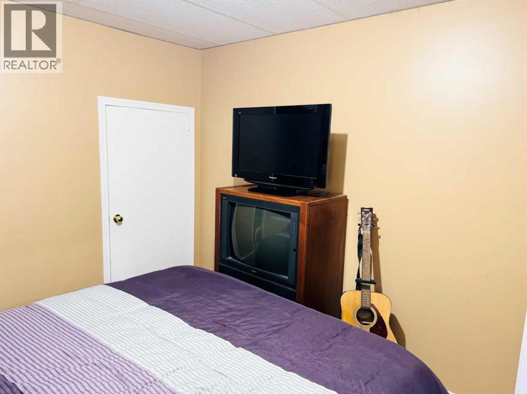 575 Rogers Avenue, Picture Butte, Alberta  T0K 1V0 - Photo 22 - A2295731