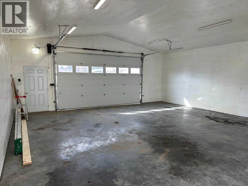 575 Rogers Avenue, Picture Butte, Alberta  T0K 1V0 - Photo 34 - A2295731