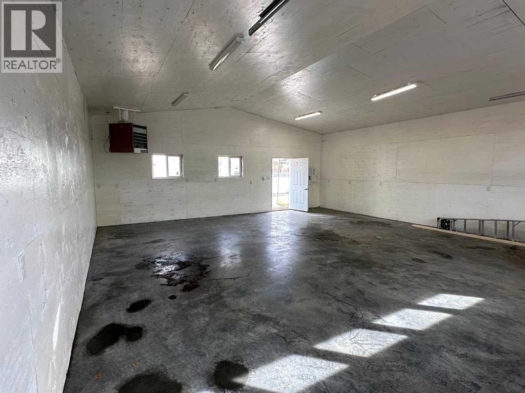 575 Rogers Avenue, Picture Butte, Alberta  T0K 1V0 - Photo 35 - A2295731